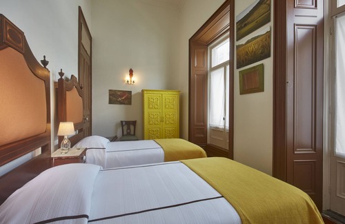 Ponta Delgada Bed & Breakfast | Casa da Cidade