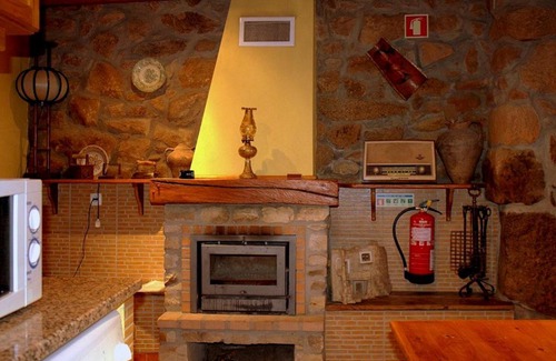 Castelo Mendo House | Casa Da Cidadela