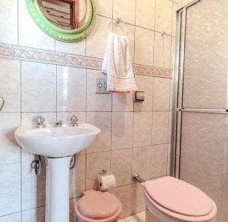 Vila Telma House | Casa da Fatima - 8 minutos de carro até Vila Capivari