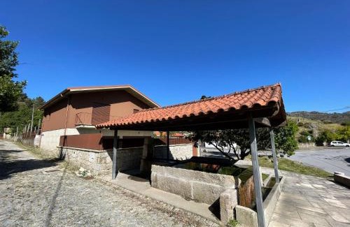 Campo de Gerez Villa | Casa da Fonte - Gerês