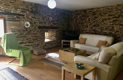 Portomarin House | Casa da Forxa, renovated former forge/smithy