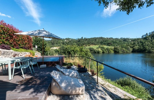 Beijos Villa | Casa da Garca . River View and Private Pool