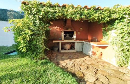 Tomino House | Casa da Glicia, una casa con piscina privada, para disfrutar y relajarse