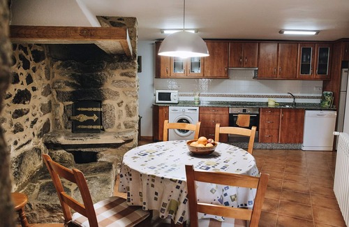 Cerdedo Cottage | Casa da Labaceira (for 7 people)