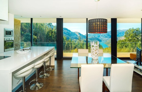 Vieira do Minho House | Casa da Luz - Luxury villa in Gerês - Heated pool - Tennis court