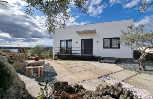 Mogadouro House | Casa da Marquinhas