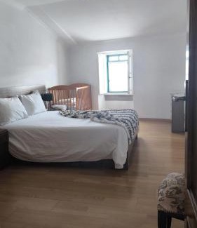 Torre de Moncorvo Apartment | Casa da Praça