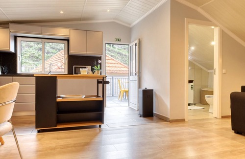 Tabua Apartment | Casa da Praia, a Home in Madeira