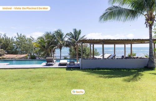 Fortim House | Casa da Praia, beachfront mansion in Fortim