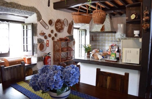 Mosteiros House | Casa da Pedreira - Villa