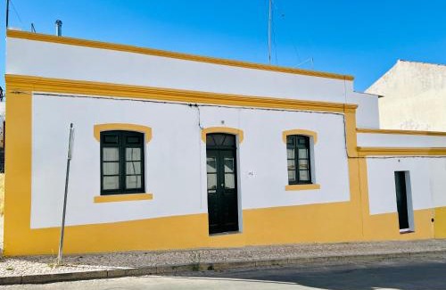 Moura House | Casa da Salúquia