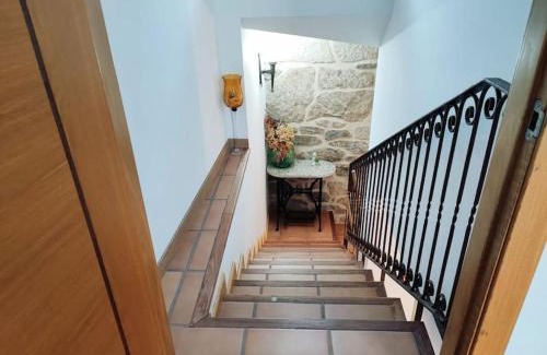 Melgaco House | Casa da Telhada Pequena