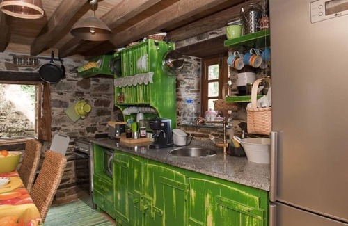 Lousa Cottage | Casa da Urze, charming cabin, especially for families and couples