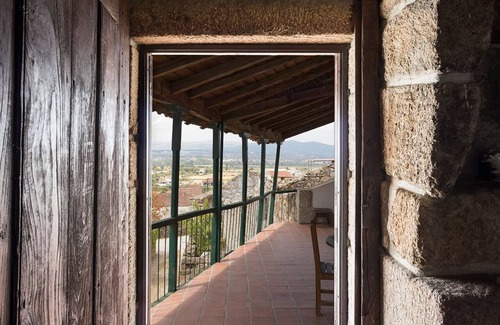 Chaves House | Casa da Varanda/Quinta de Santa Isabel - Two-Bedroom Apartment
