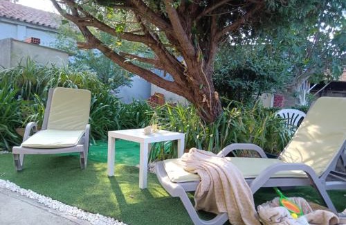 Cantanhede House | CASA DA VOVÓ CÉU - Casa de Campo Gandaresa - Country House, entre COIMBRA e AVEIRO, a 15 minutos carro Praia Mira - Quintal com piscina insuflável