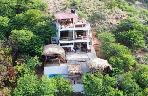 Taganga House | Casa Danisa Taganga con vista al mar, piscina, jacuzzi