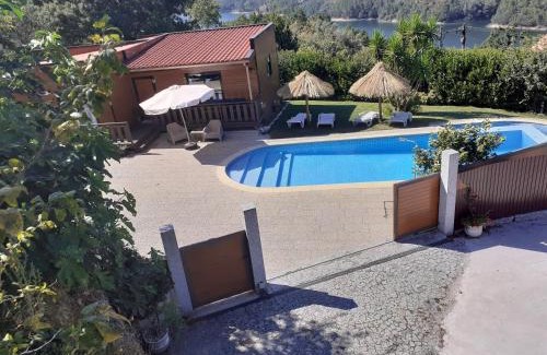 Cova House | Casa das Camélias
