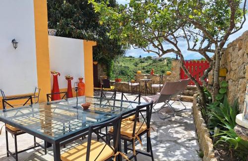 Mafra House | Casa das Janelinhas - Cottage near Sintra, Mafra, Ericeira
