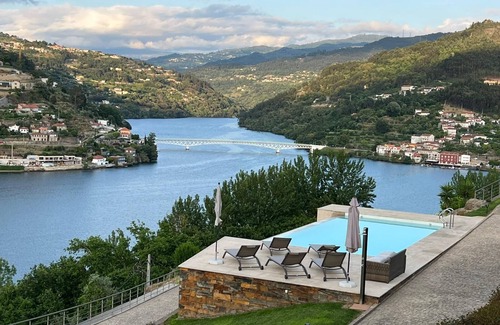 Oliveira do Douro House | Casa das Oliveiras the Douro in its splendor