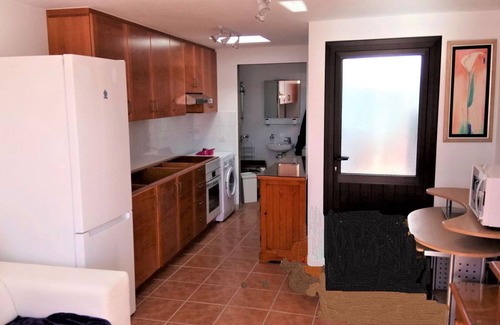 Matagorda Apartment | Casa Dasha Studio Apartment - best area - easy walks beach & shopping center