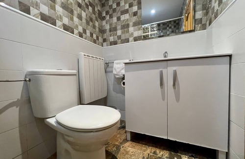Cadavedo Apartment | Casa de 3 dormitorios con wifi en Finca compartida
