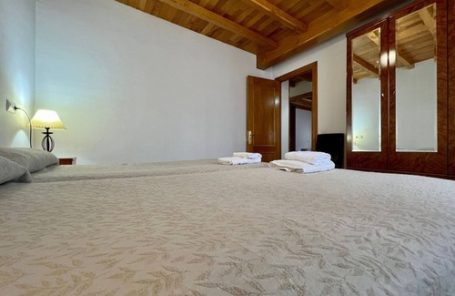 Cadavedo Apartment | Casa de 3 dormitorios con wifi en Finca compartida