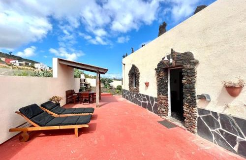 Mocanal House | Casa de 3 dormitorios con vistas al mar, barbacoa y terraza