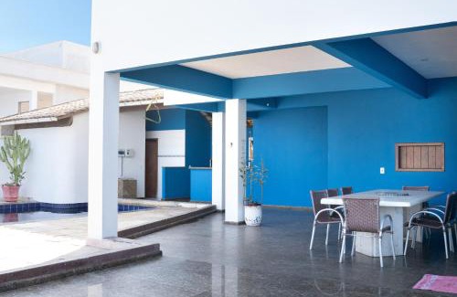 Iriri Villa | Casa de 850m2 e piscina na Praia de Santa Helena.