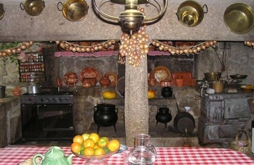 Ponte de Lima Cottage | Casa de Abbades with 3 apartments, each for 4 people