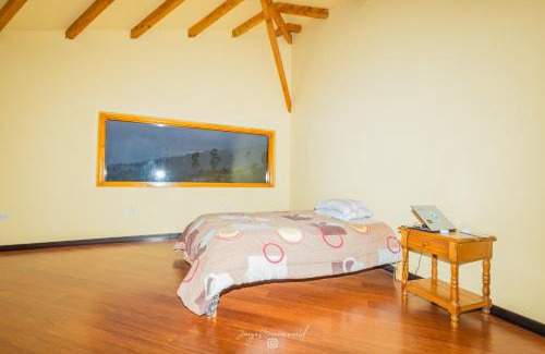 San Pablo del Lago House | Casa de Adobes