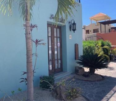 Nopolo House | CASA DE ALOHA cozy 2-bedroom, 2 bathrooms Home