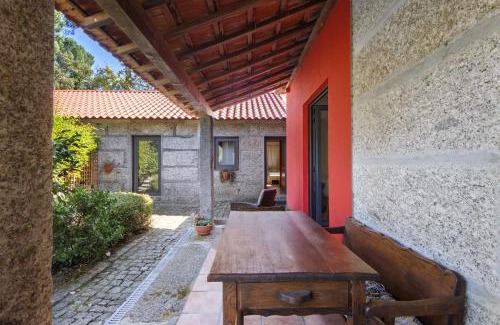 Beijos House | Casa de Andrães Magnolias