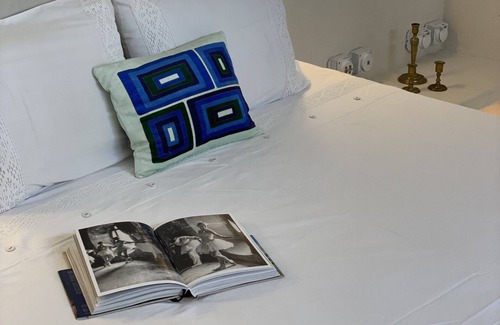 Babakale House | Casa de Bagale Village House