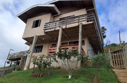 Campos do Jordao House | Casa de Boneca