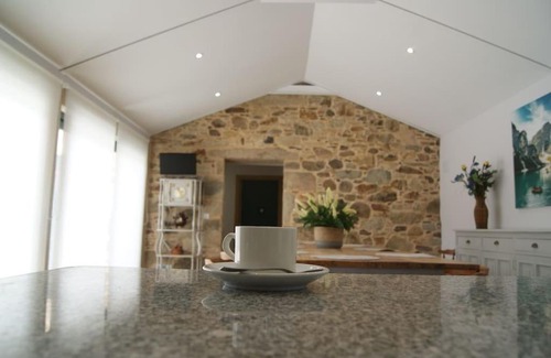 Zas House | Casa de Busto