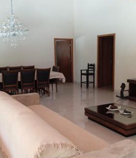 Domingos Martins House | CASA DE CAMPO Banheira, Lareira e Cachoeira