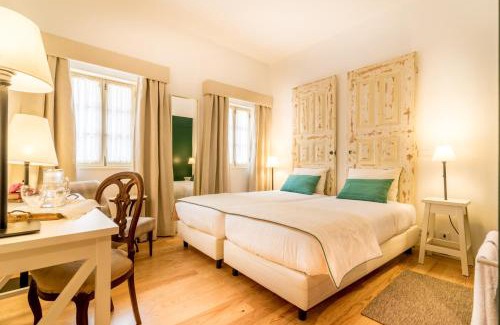 Mira House | Casa De Campo Colmeal