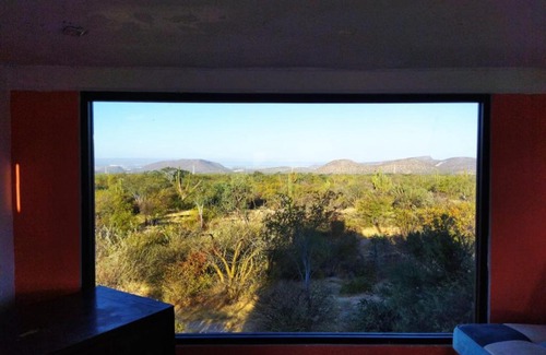 La Paz House | Casa de campo con vista a la Paz, rodeada de naturaleza