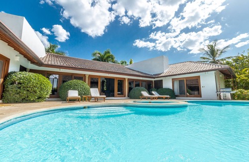 Casa de Campo Villa | Casa de Campo Luxury Villa With Pool And Jacuzzi