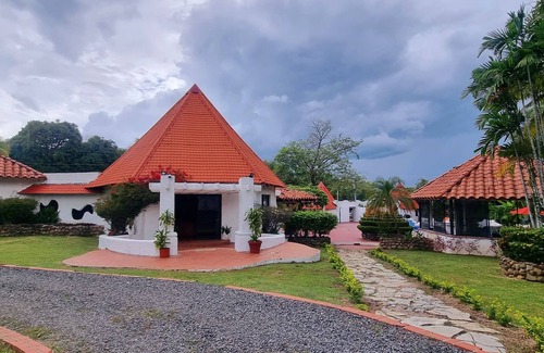 Nueva Gorgona House | Casa de Campo Mia