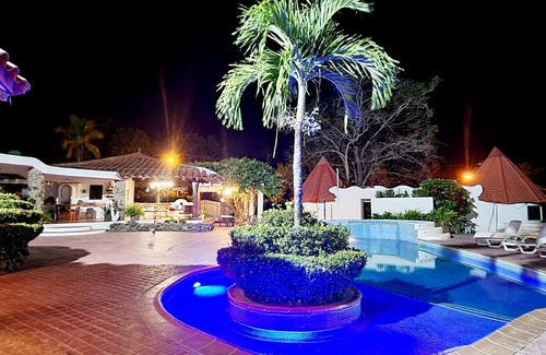 Nueva Gorgona House | Casa de Campo Mia