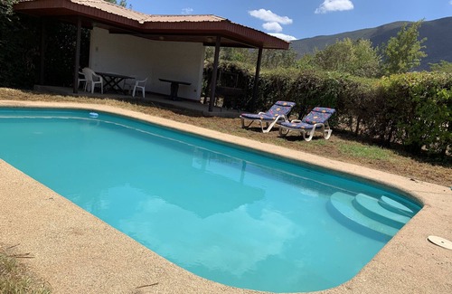 Olmue House | Casa de Campo Tranquila con Piscina y Amplio Jardín