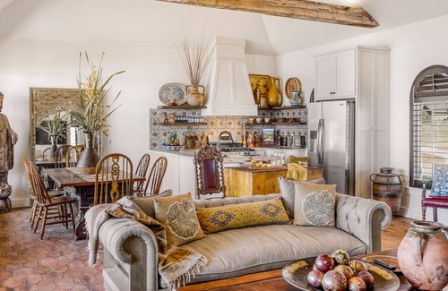 Ferndale House | Casa de Coco- Spanish villa w/hot tub on the Arkansas River