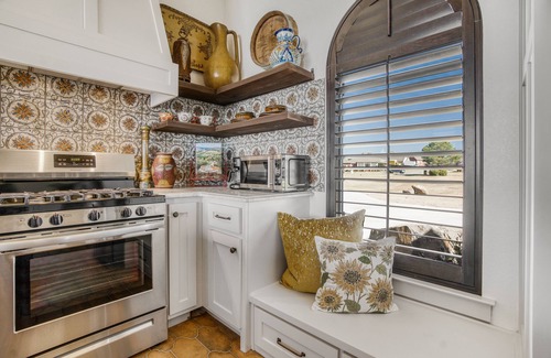 Ferndale House | Casa de Coco- Spanish villa w/hot tub on the Arkansas River