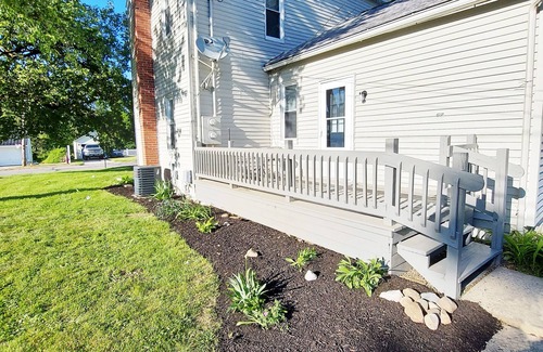 Columbia City Apartment | Casa de Columbia. 2BR/1Ba