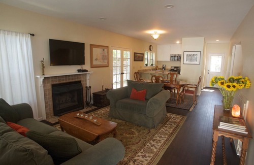 Yountville House | Casa de Coyote , Fantastic getaway in Historic Old Town, Yountville