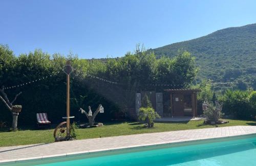 Bellona Villa | Casa De Crescenzo con piscina
