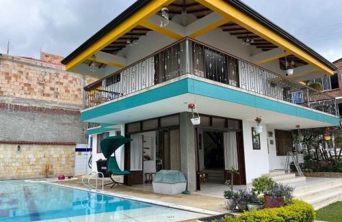 Mesitas del Colegio House | Casa de descanso en mesitas del colegio VILLA LUZ