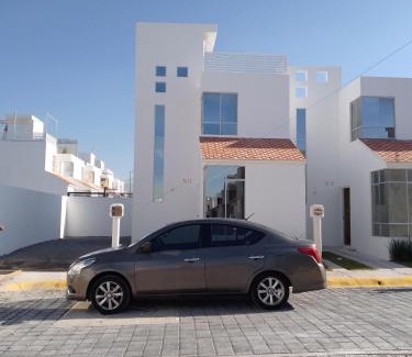 Ayala House | Casa de descanso