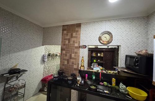 Souza House | CASA DE DOIS PAVIMENTOS COM SUITEs